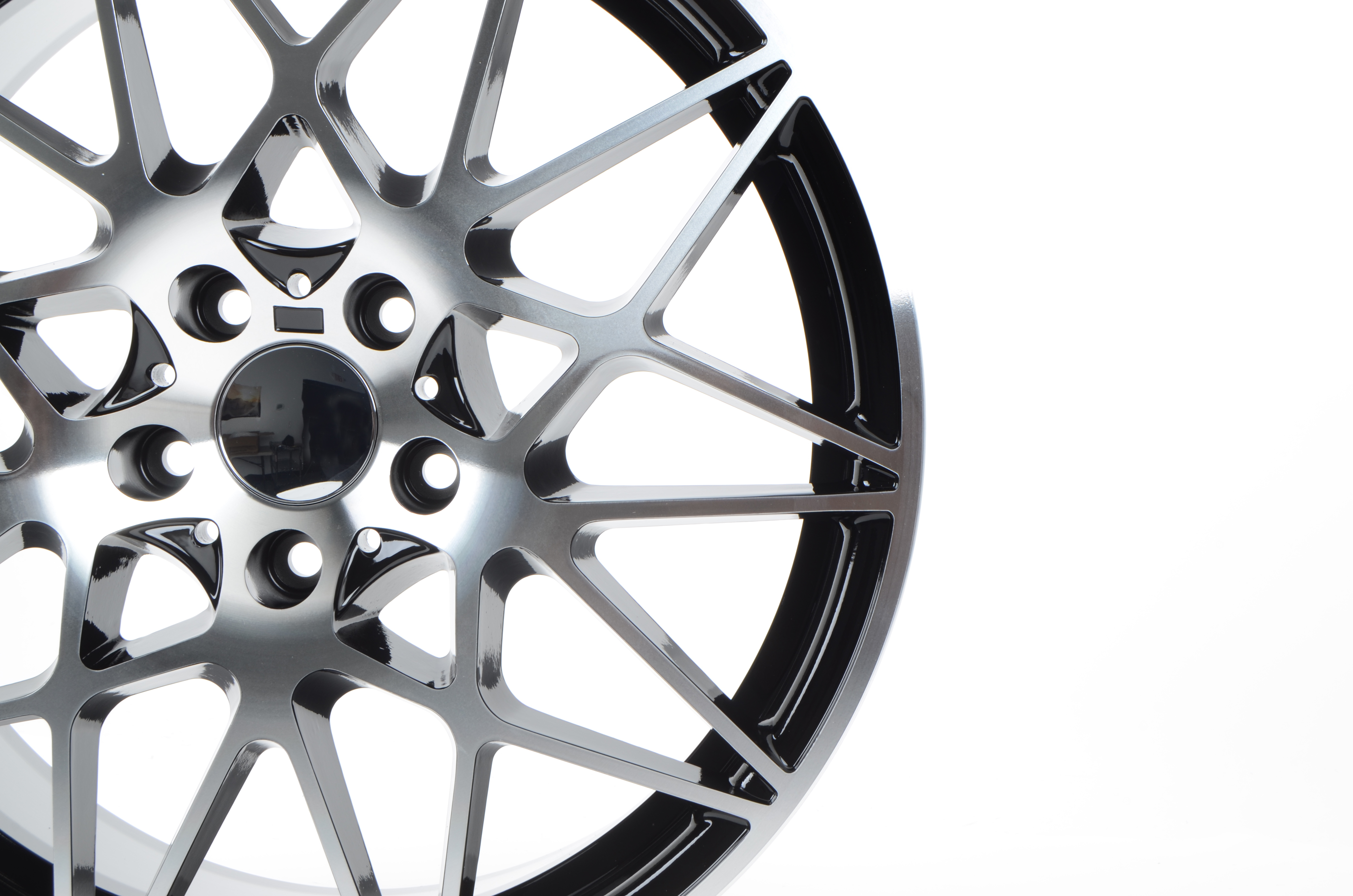 №875　Schwarzer　シュワルツァー　17ｘ7.5Ｊ　PCD114.3　5穴　アルミホイール　4本セット　 マルカサービス ZR-V RZ4 アルミホイール 4本セット MID ヴァーテック